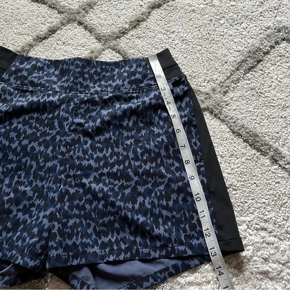 Athleta shorts Brooklyn Printed Lightweight Navy black athletic high rise 0 - Picture 5 of 9